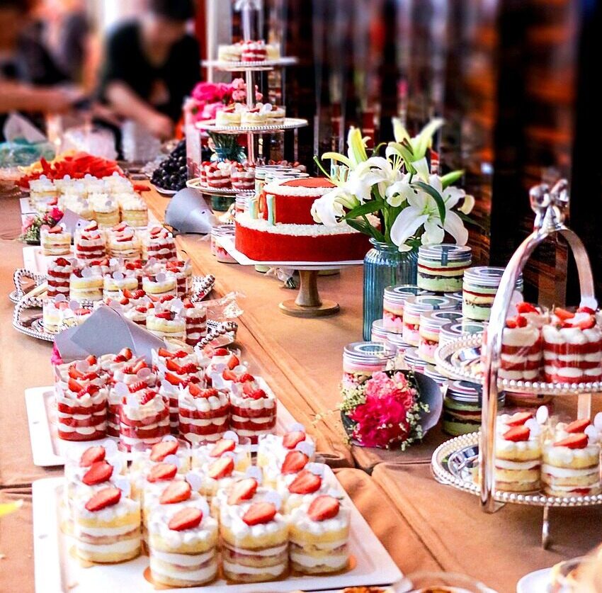 macaron, cake, dessert station, dessert, macaron, dessert station, dessert station, dessert station, dessert, dessert, dessert, dessert, dessert